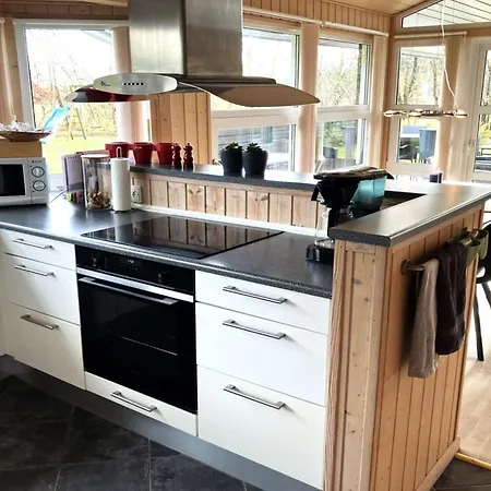 Arny - 1-5km From The Sea By Interhome *